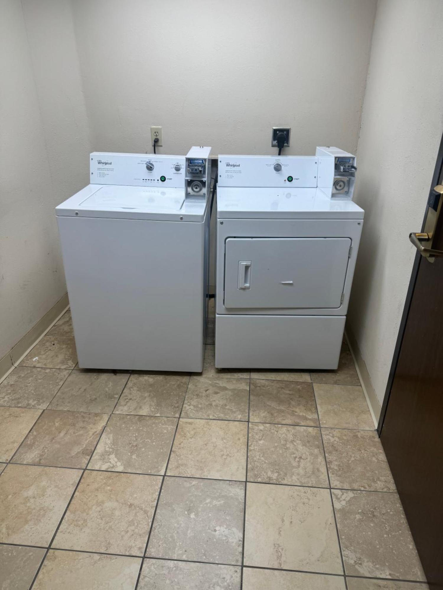 Sonesta Essential Houston Hobby Airport Hotel Exterior photo