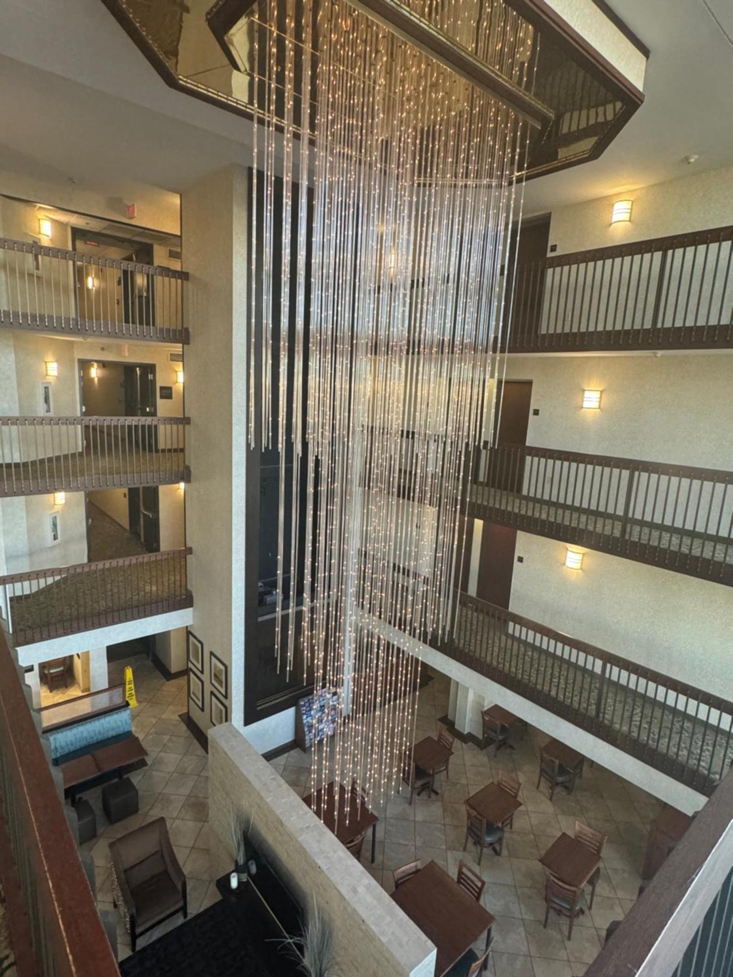 Sonesta Essential Houston Hobby Airport Hotel Exterior photo